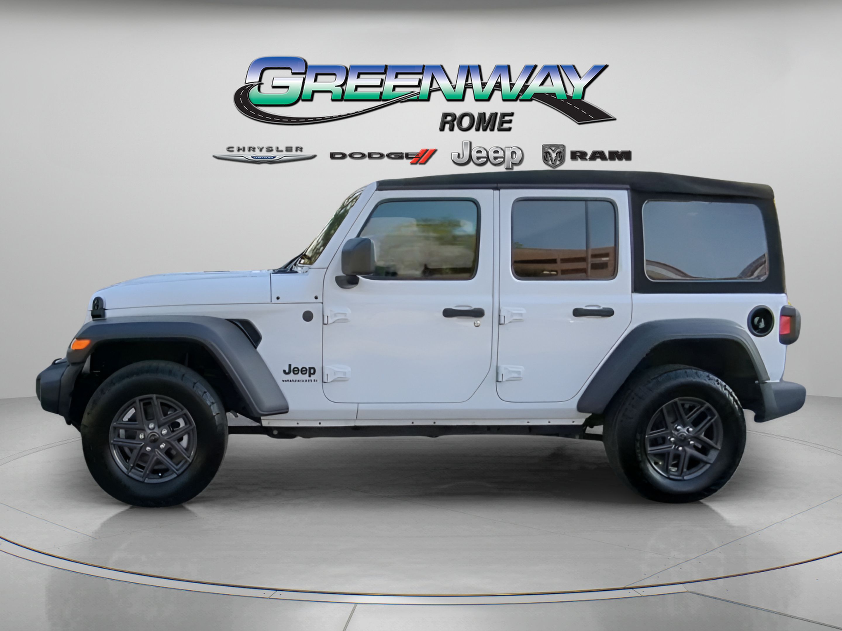 Used 2024 Jeep Wrangler Unlimited Sport AWD/4WD image 15