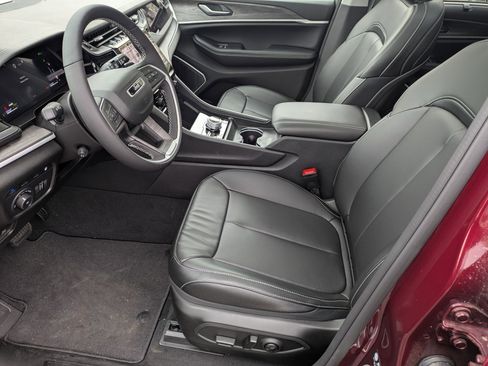 New 2024 Jeep Grand Cherokee Limited 4xe w/ Luxury Tech Group II image 10