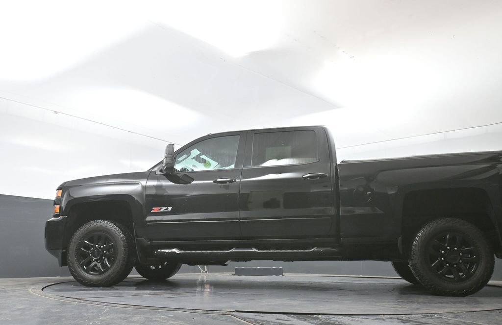 Used 2016 Chevrolet Silverado 2500 LT w/ Midnight Edition AWD/4WD image 55