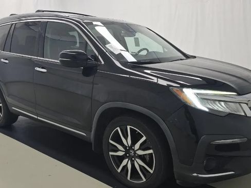 Used 2020 Honda Pilot Touring image 2