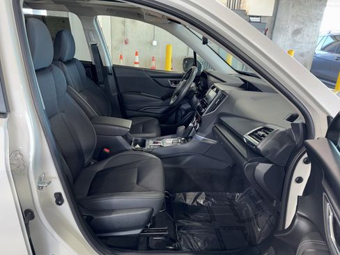 Used 2024 Subaru Forester Premium image 10