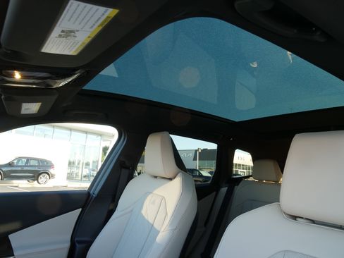 New 2026 BMW X3 xDrive30 w/ M Sport Package image 28