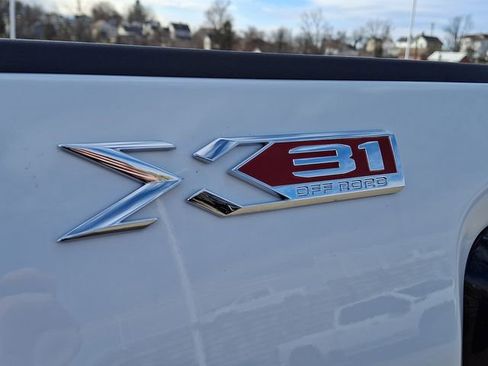 New 2026 GMC Sierra 2500 SLE w/ SLE Value Package; image 23