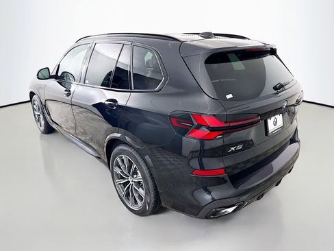 New 2026 BMW X5 xDrive50e w/ M Sport Package image 5