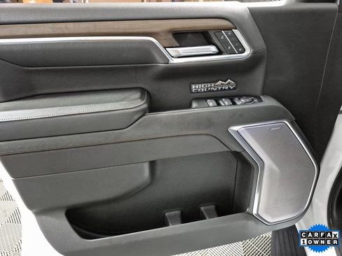 Certified 2024 Chevrolet Silverado 1500 High Country w/ High Country Premium Package AWD/4WD image 15