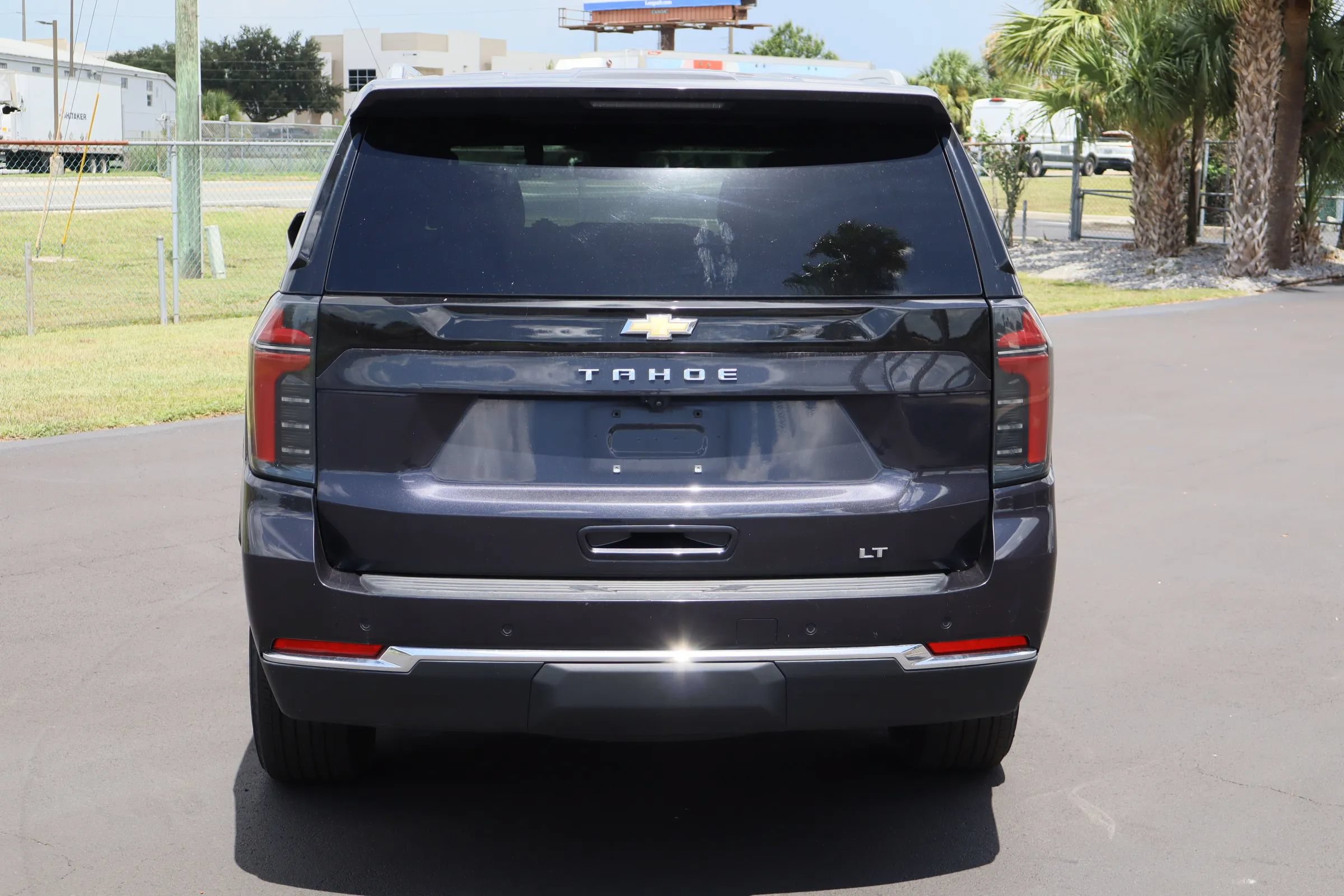 Used 2025 Chevrolet Tahoe LT RWD image 6