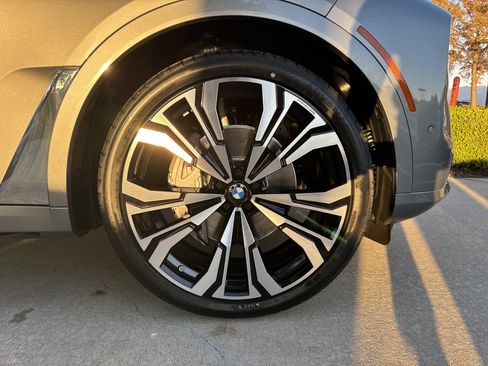 New 2026 BMW X7 xDrive40i w/ Executive Package image 32