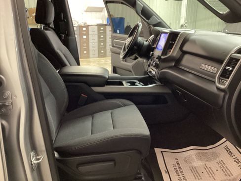 Used 2019 RAM 1500 Big Horn image 33