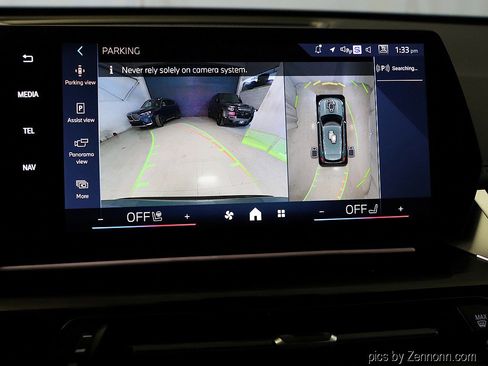 Used 2025 BMW X1 xDrive28i w/ Technology Package image 19