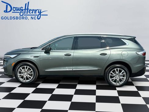 Used 2024 Buick Enclave Essence w/ Experience Buick Package FWD image 2