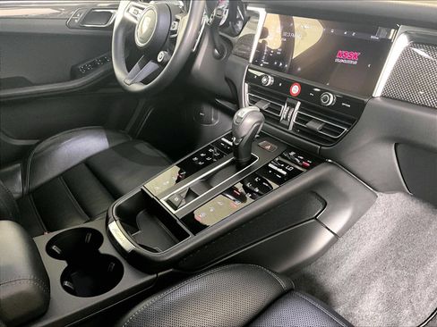 Certified 2024 Porsche Macan GTS AWD/4WD image 16