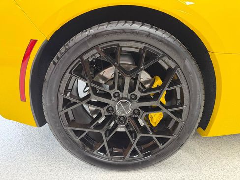 Used 2014 Chevrolet Corvette Stingray Coupe RWD image 25
