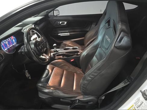 Used 2018 Ford Mustang GT Premium w/ Equipment Group 401A RWD image 7
