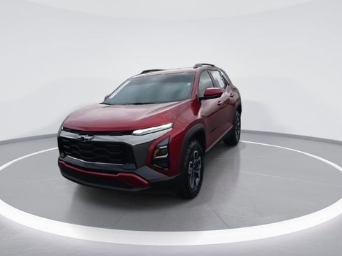 Used 2026 Chevrolet Equinox ACTIV image 3