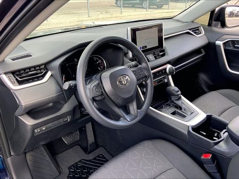 Certified 2025 Toyota RAV4 XLE w/ Convenience Package image 17