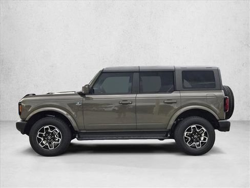 New 2025 Ford Bronco Outer Banks image 8