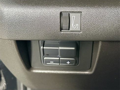 Used 2023 Chevrolet Colorado Z71 image 23