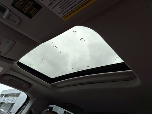 Certified 2023 Ford Maverick Lariat w/ Lariat Luxury Package image 14