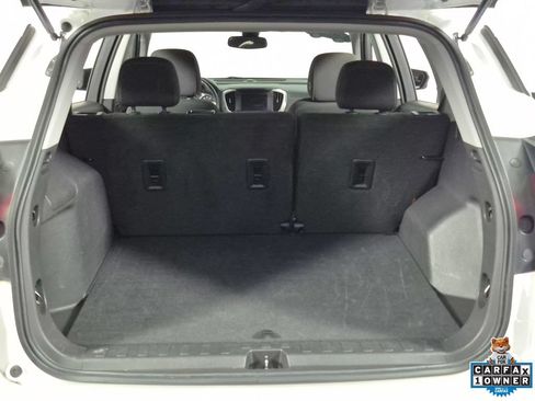 Certified 2024 GMC Terrain SLE FWD image 26