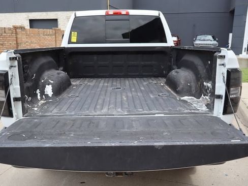 Used 2024 RAM 2500 Tradesman w/ Chrome Appearance Group AWD/4WD image 28