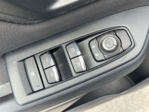 Certified 2025 Subaru Forester Premium AWD/4WD image 17