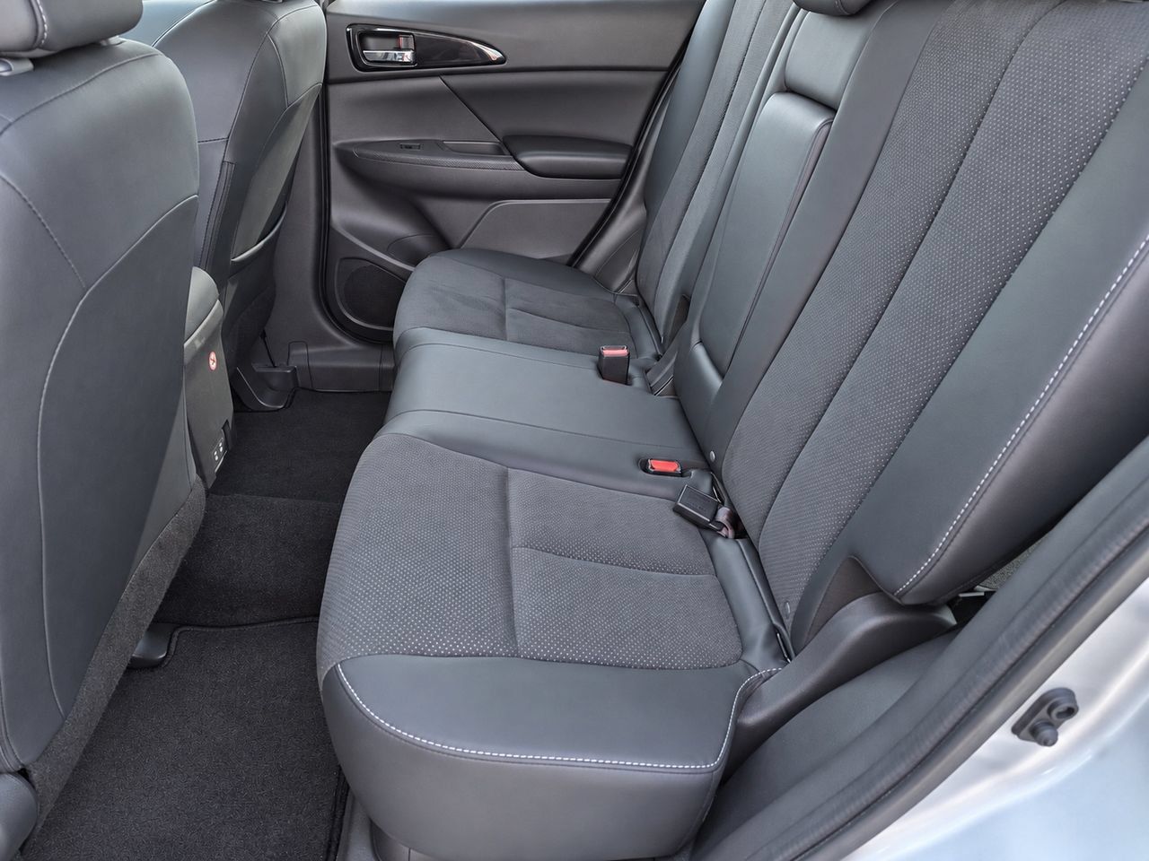 Used 2026 Mitsubishi Eclipse Cross AWD image 24