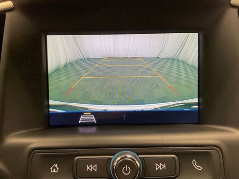 Used 2021 GMC Terrain SLE w/ Driver Convenience Package image 18