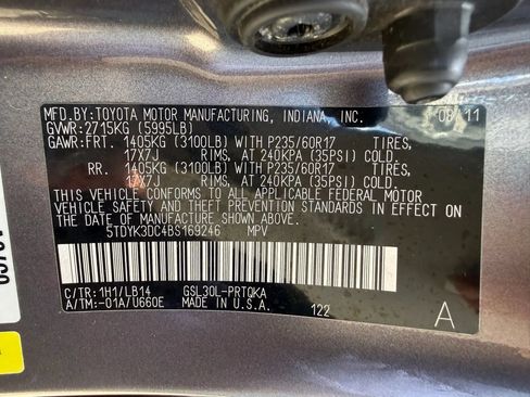 Used 2011 Toyota Sienna XLE w/ Entertainment Pkg FWD image 31