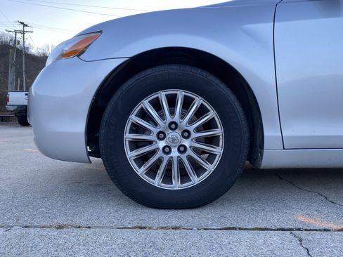 Used 2008 Toyota Camry LE image 31