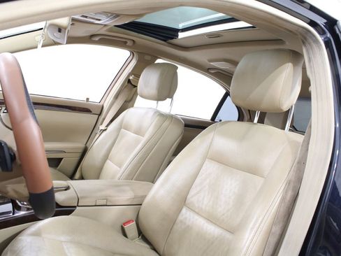 Used 2010 Mercedes-Benz S 550 4MATIC image 14