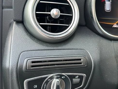 Certified 2021 Mercedes-Benz GLC 43 AMG 4MATIC image 22