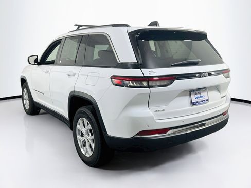 Used 2023 Jeep Grand Cherokee Limited image 7