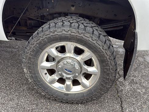 Used 2014 Ford F250 XLT w/ XLT Interior Package AWD/4WD image 10