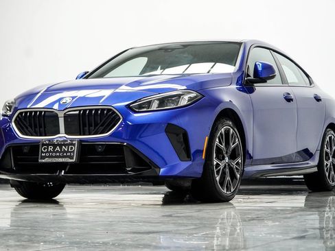 Used 2025 BMW 228i xDrive AWD/4WD image 9