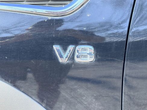 Used 2019 Nissan Armada SL w/ Premium Package image 3