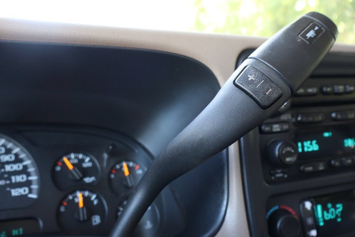 Used 2006 Chevrolet Silverado 2500 LT w/ Onstar Plus Package AWD/4WD image 33
