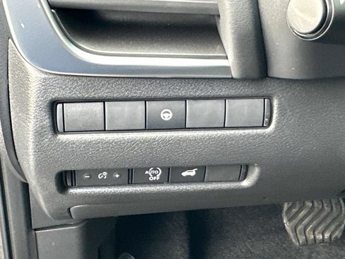 New 2026 Nissan Rogue SV AWD/4WD image 23