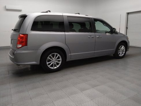 Used 2020 Dodge Grand Caravan SXT image 10