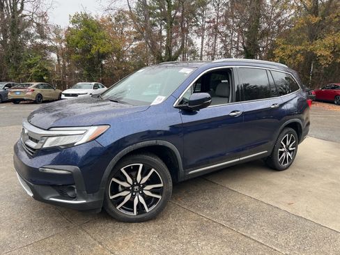 Used 2020 Honda Pilot Touring image 5