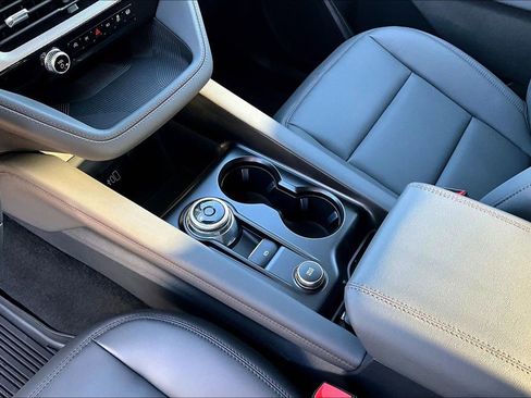New 2026 Ford Explorer Active w/ Active Comfort Package AWD/4WD image 24