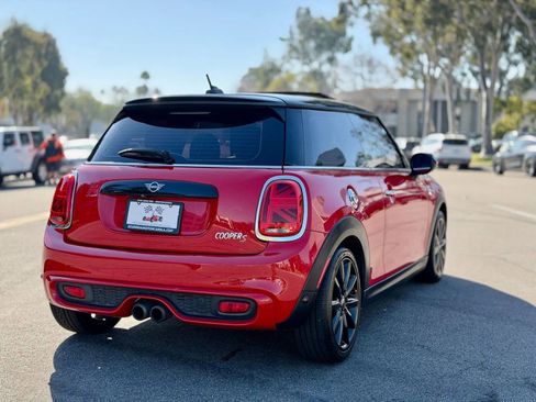 Used 2019 MINI Cooper S image 7