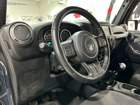 Used 2016 Jeep Wrangler Unlimited Sport image 11