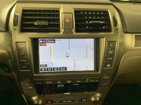 Used 2019 Lexus GX 460 image 27