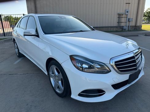 Used 2014 Mercedes-Benz E 350 Sedan image 4