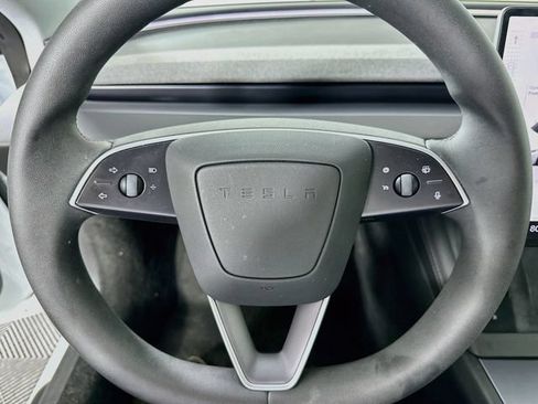Used 2025 Tesla Model 3 Long Range RWD image 19