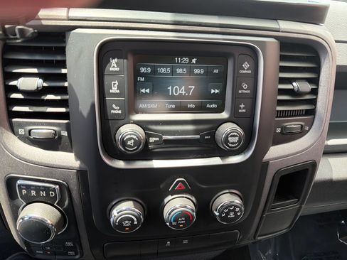 Used 2017 RAM 1500 Express AWD/4WD image 20