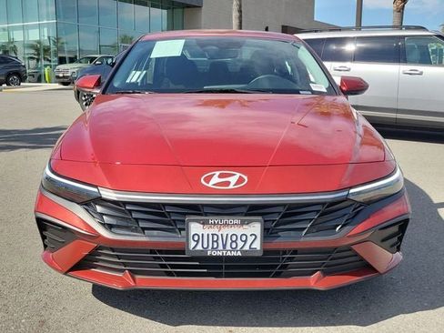 Certified 2025 Hyundai Elantra Hybrid FWD image 25