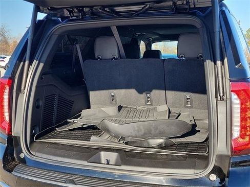 Used 2021 GMC Yukon XL SLT w/ SLT Premium Package image 6