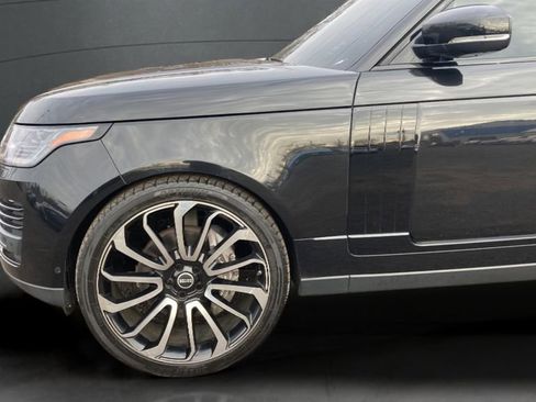 Used 2018 Land Rover Range Rover HSE image 26