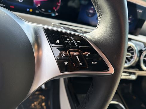 Certified 2025 Mercedes-Benz CLA 250 image 17